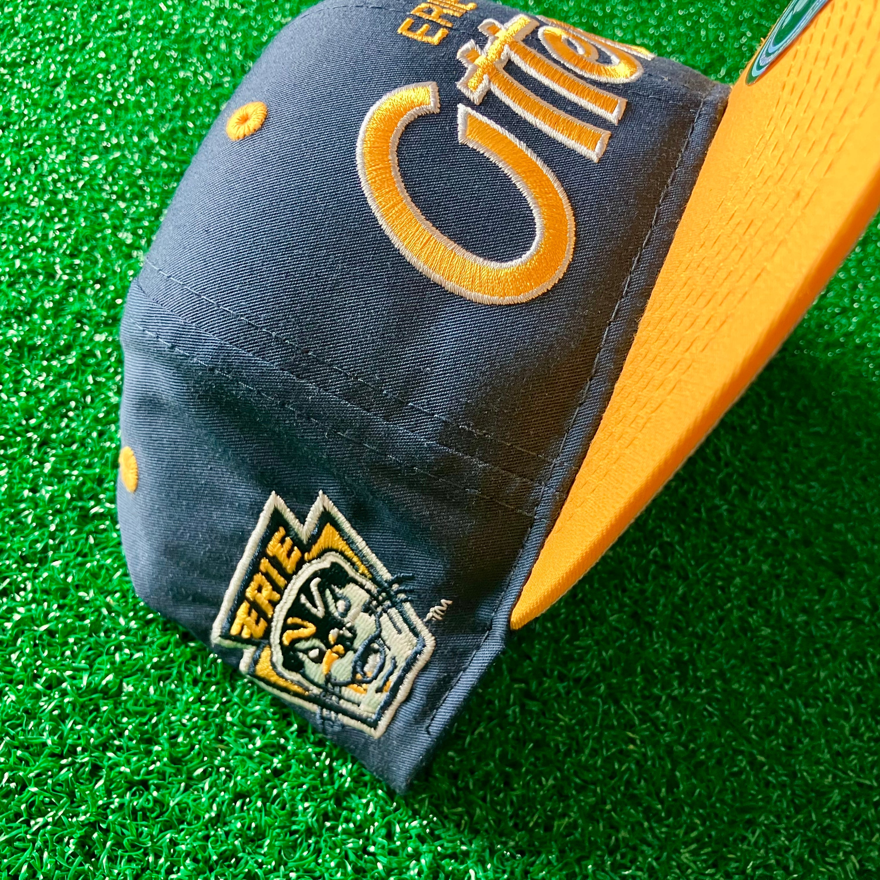 ERIE OTTERS RETRO SCRIPT DYNASTY ICON SNAPBACK