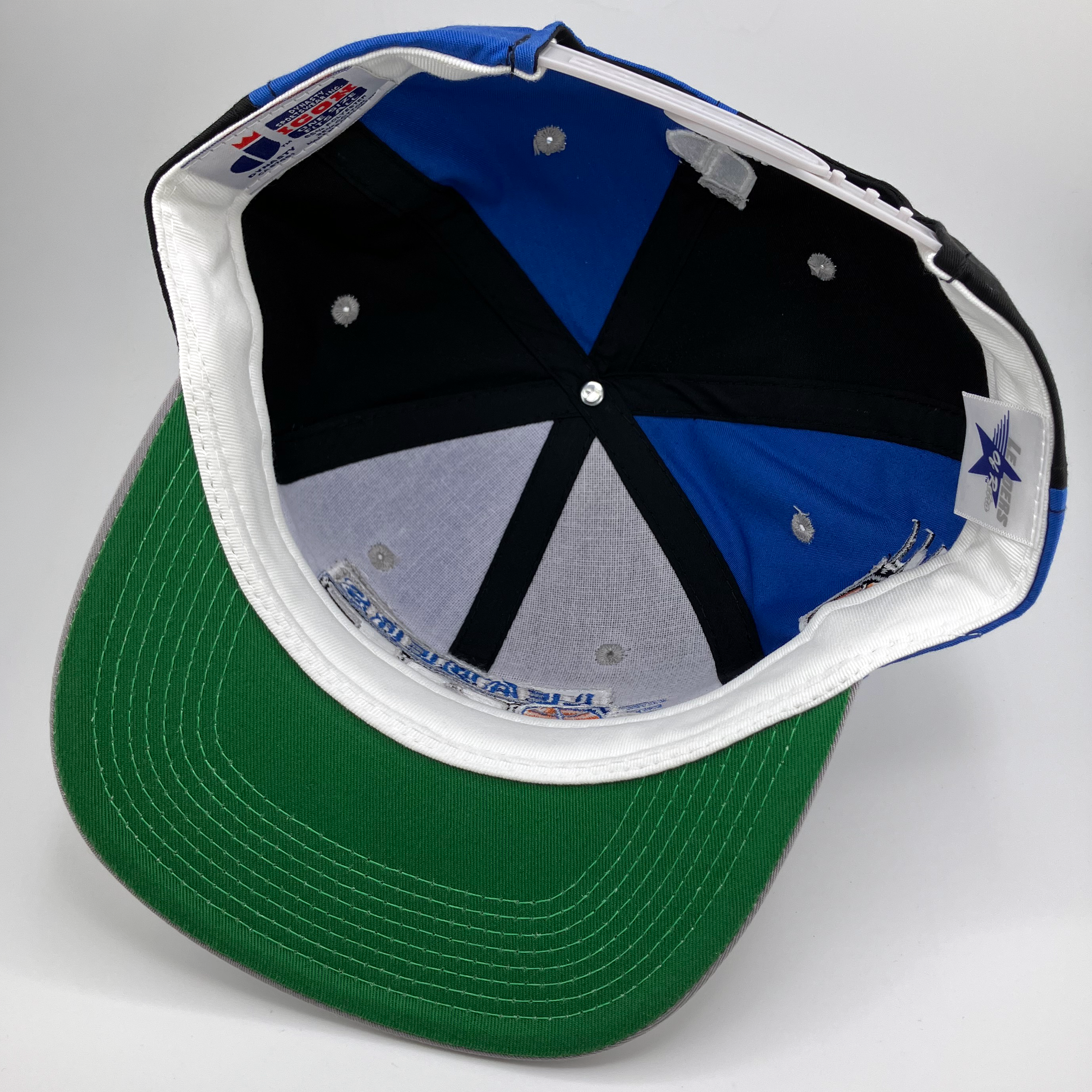 Leaders Of Retro X Dynasty Block Out Pinwheel Snapback